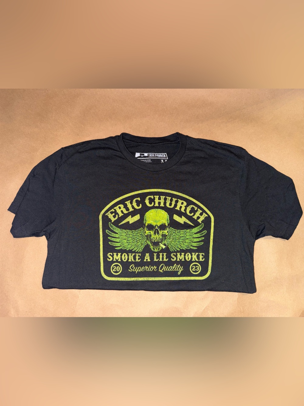 Eric Church Black Short Sleeve Graphic Tee - Smoke A Lil Smoke size Medium